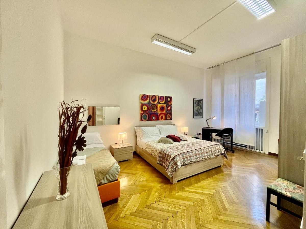 Central Apartment Milan Exterior photo
