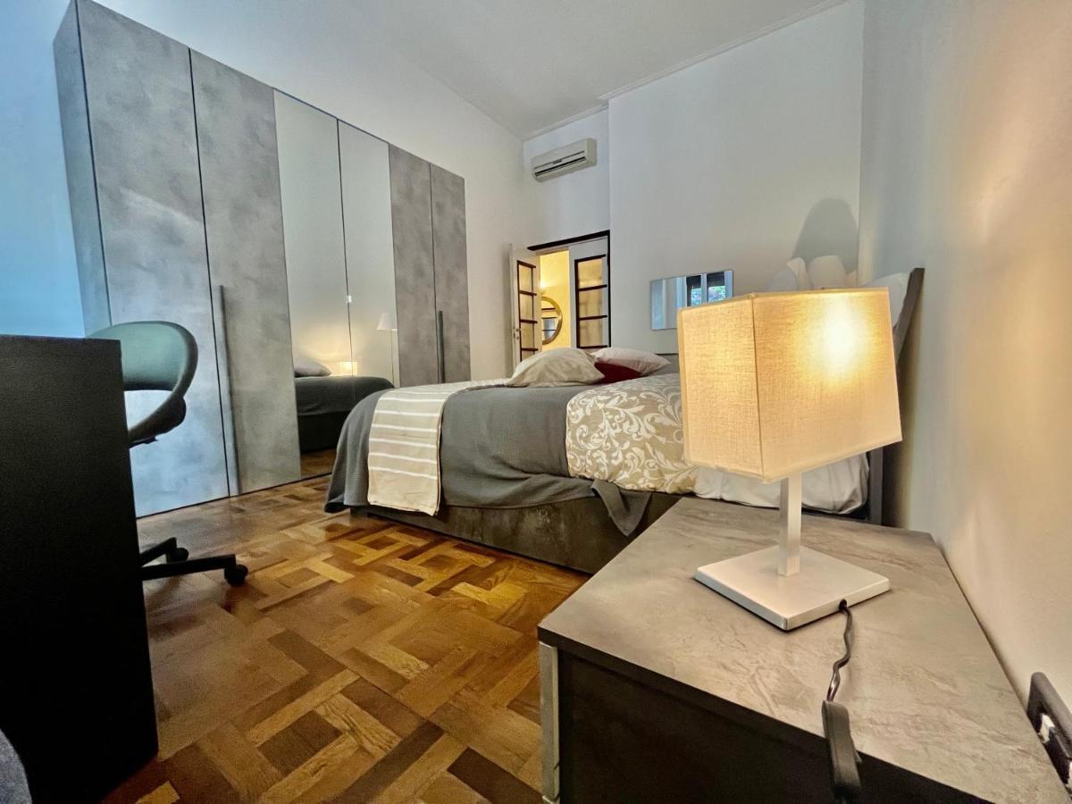 Central Apartment Milan Exterior photo