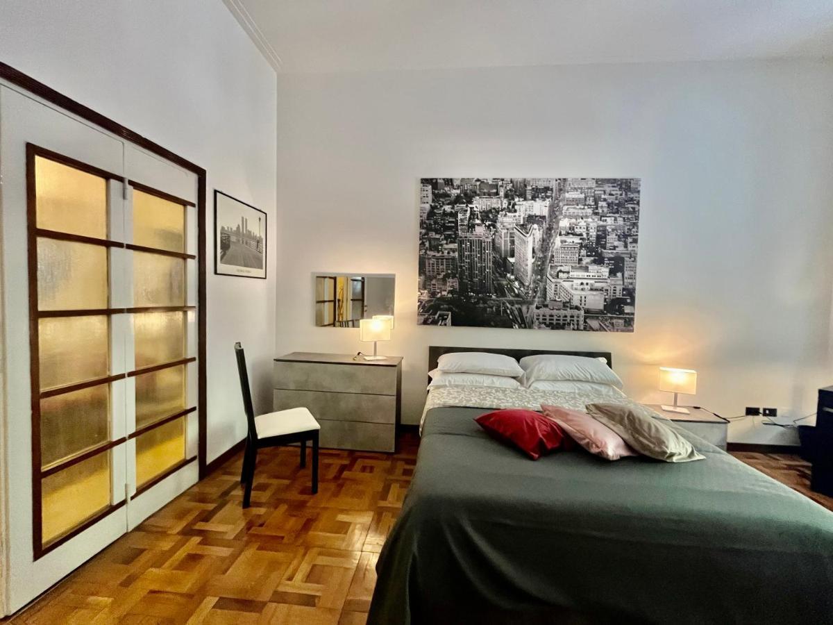 Central Apartment Milan Exterior photo